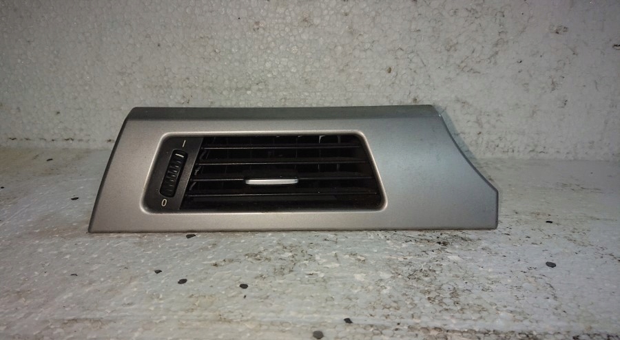 фото №1, Решітка обдув bmw 9123297