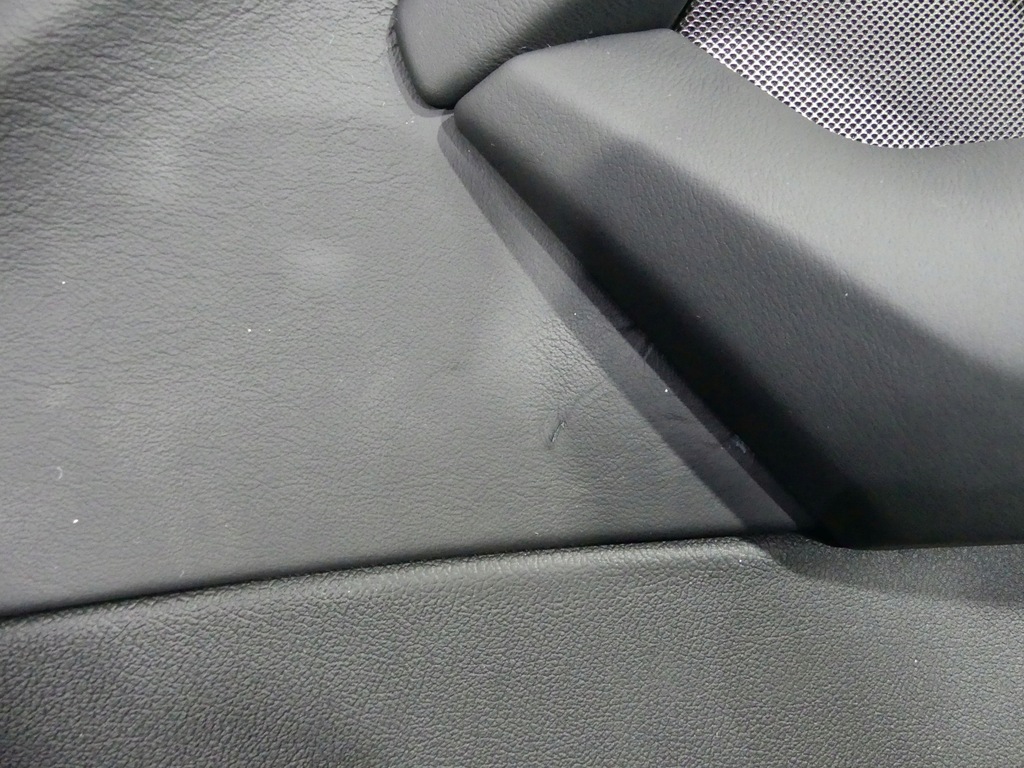 фото №14, Bmw 8 g15 individual обивка сиденья вентиляция подогрев заднее сиденье обшивки 41km