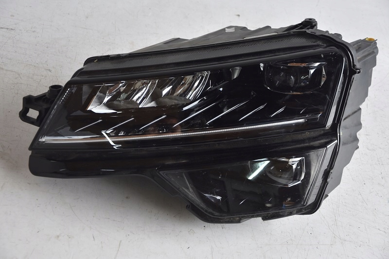 фото №1, Skoda karoq фара