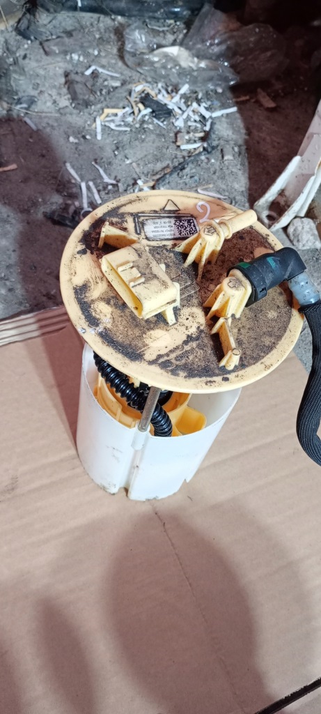 Купити Насос пального trafic vivaro talento b 14-23 r 172021439r 2,0 dci