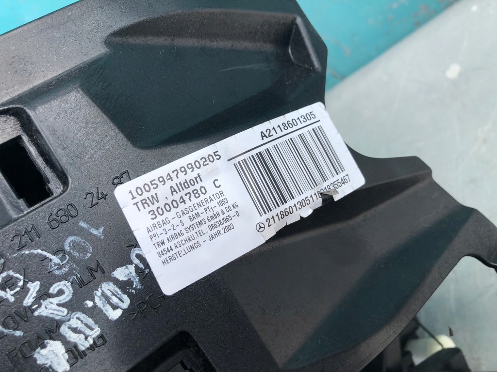 фото №9, Mercedes w211 бардачок пассажира europa