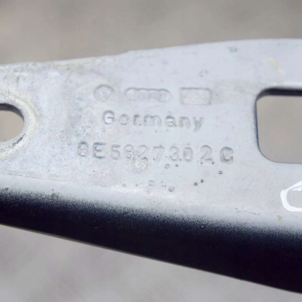 фото №6, Audi a4 s4 b6 8e 8h 2001 правая сторона петля крышки задний багажника