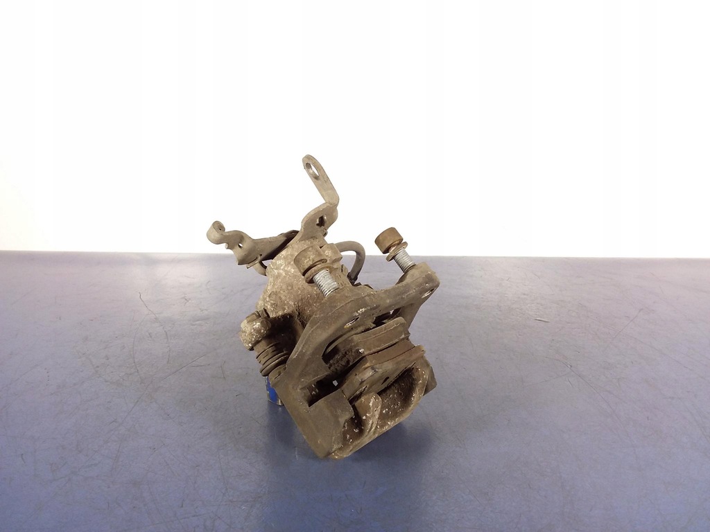 фото №5, Skoda octavia iii hb суппорт скоба задняя левый