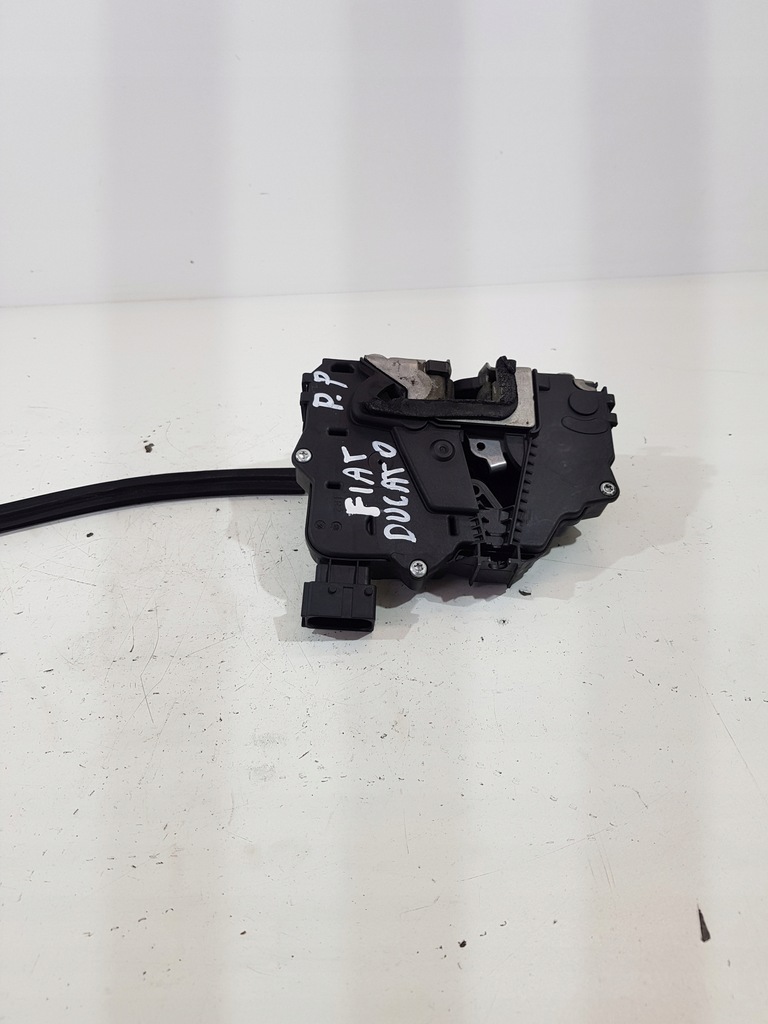 фото №12, Fiat оригинальный номер 1350147080 замок дверь