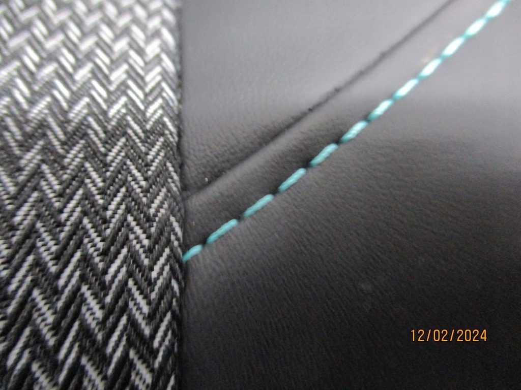 фото №5, Сиденья обивка pół кожа peugeot 308 t10 hb 21r