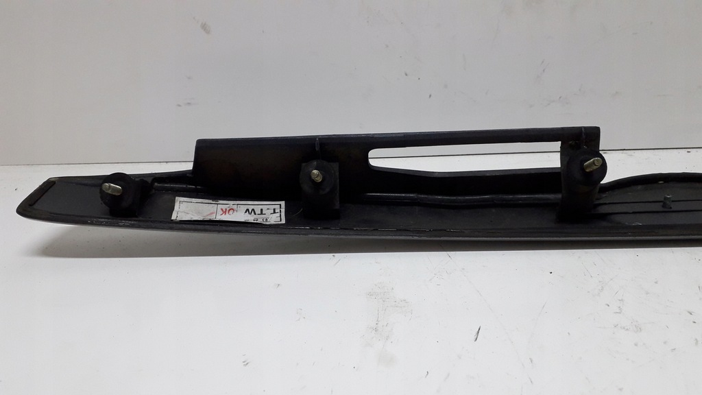 фото №10, Hyundai elantra 00-06 молдинг крышки задний накладка