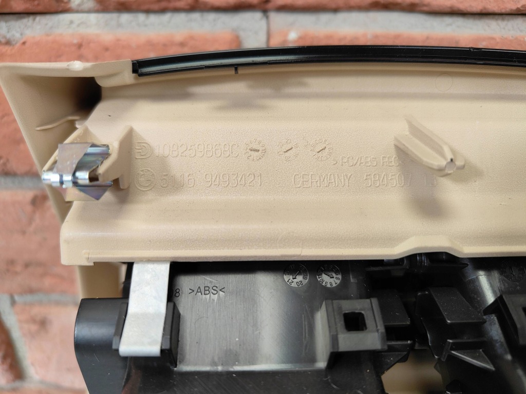 Bmw g30 g31 панель решётка обдув задний  задняя beż canberra 9493421 9357865 Киев