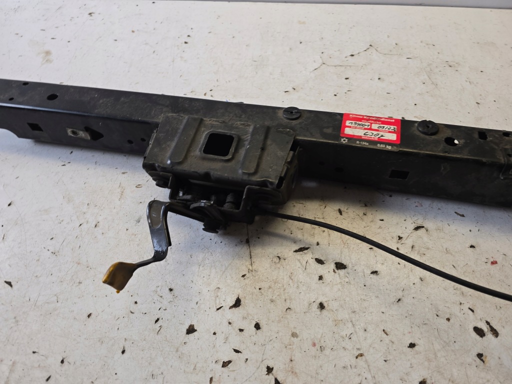 Opel zafira c ремінь верхній балка замка підсилювач поперечина перед європа в Україні