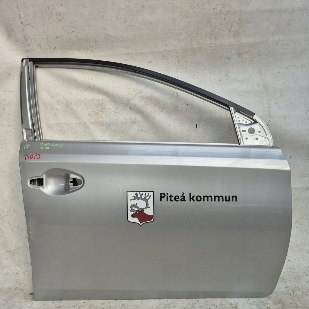 фото №1, Toyota auris ii 2 12-18 двері перед передні праве