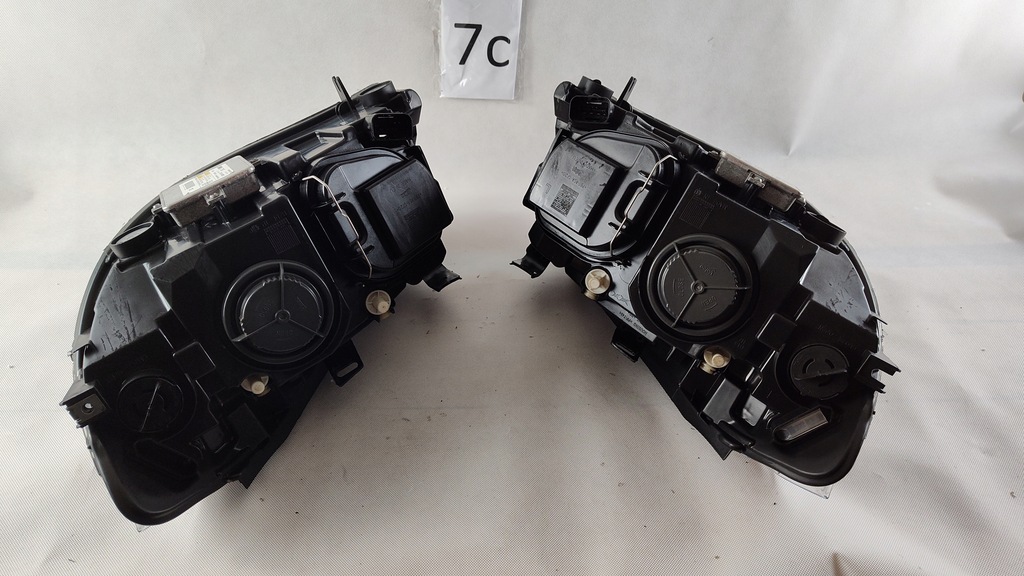 фото №12, Bmw x1 e84 ксенон правый левый некорректируемый лампа