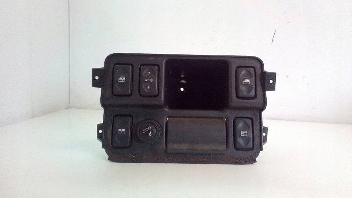 фото №1, Панель переключателей land rover freelander