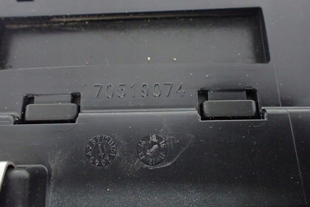 фото №9, Корпус фільтра повітря оригінал 8507313 bmw 3 f30 f31 13r