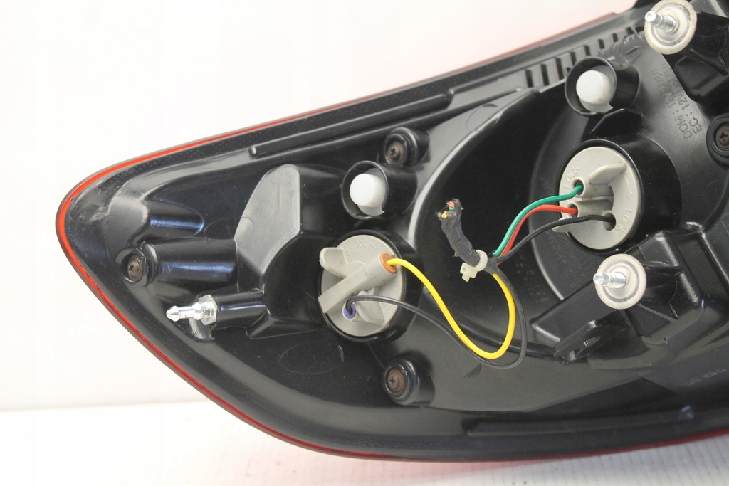 фото №7, Лампа задняя правый задняя santa fe ii lift 2010