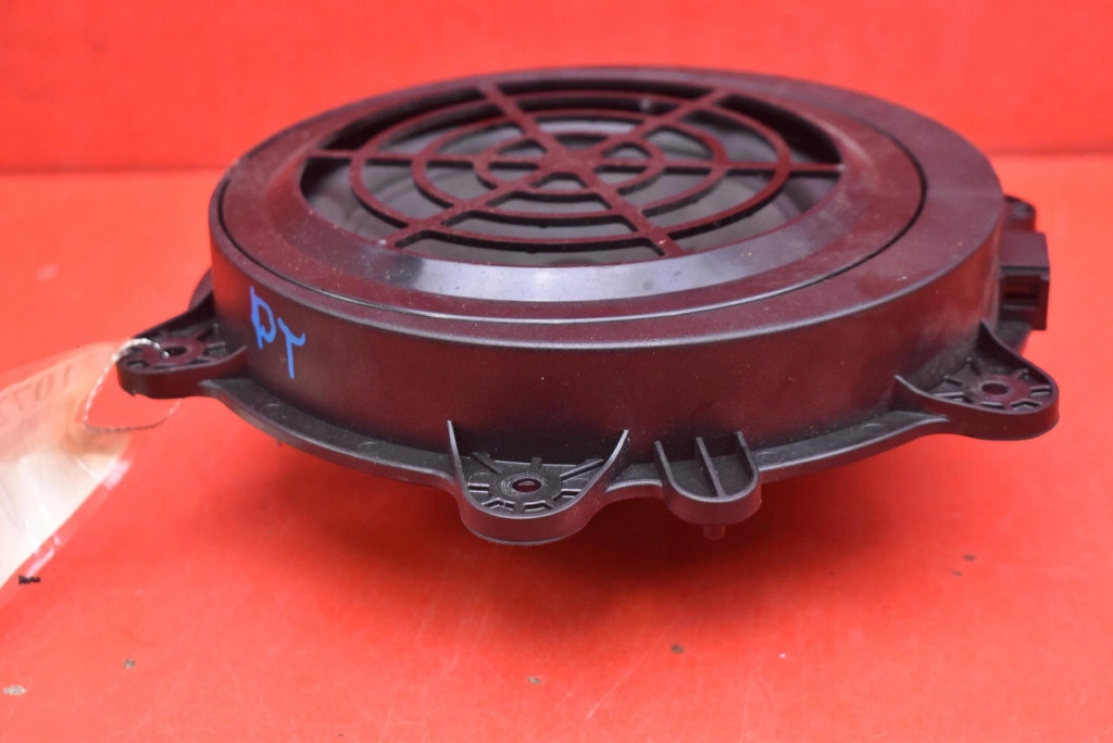 Динамик правый задний  7pp035710b porsche cayenne 2 2 92a 7p5 10-14 Недорого