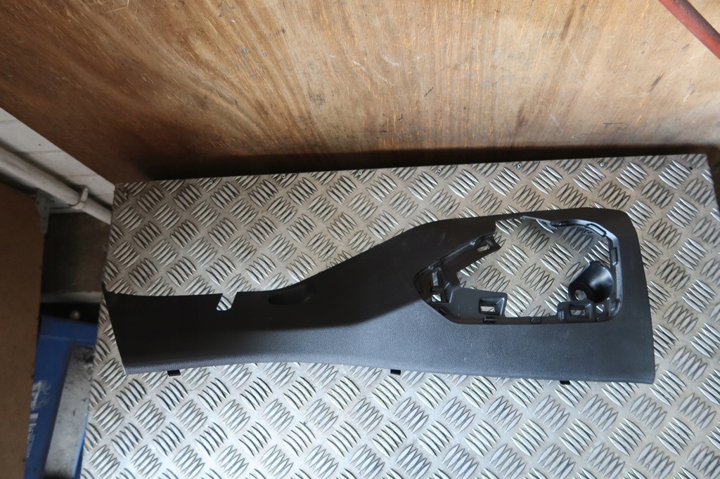 фото №1, Защита стойка правый задняя clio v 769174551r