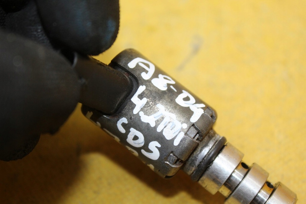 фото №7, Клапан управляющий 06e115243g a8 d4 4.2 tdi touareg