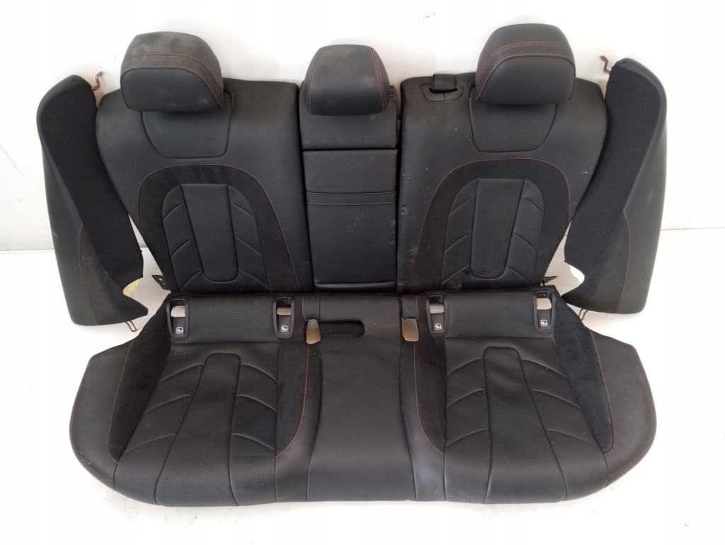 Обивка кожа сиденья mercedes cls a257 53 amg 18r Цена