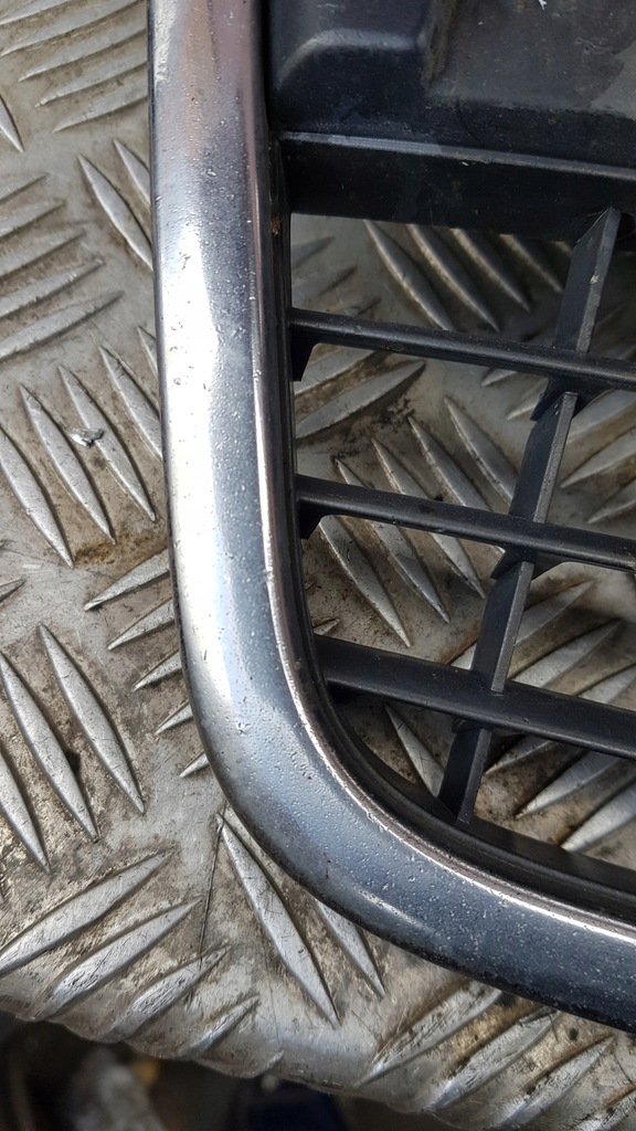 фото №13, Audi a6 c6 4f решётка радиатора решётка радиатора радиатора 4f0853651s