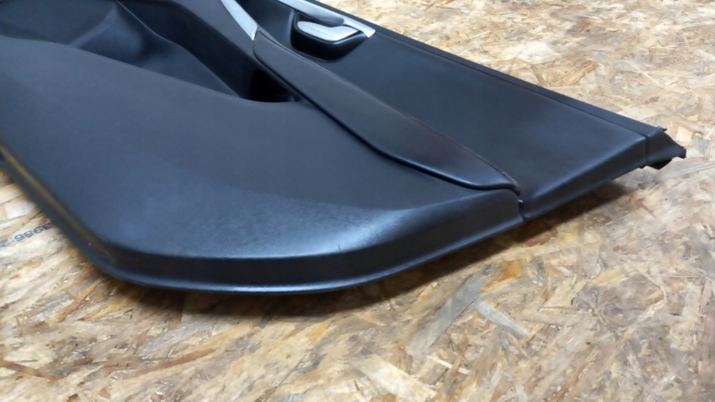 фото №4, Обивка дверь правый перед volvo v40 ii 1319933