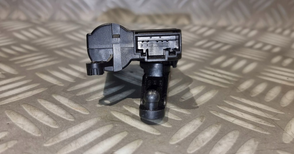 фото №11, Vw multivan transporter t5 моторчик крышка обдув отопителя 7h1907511 a