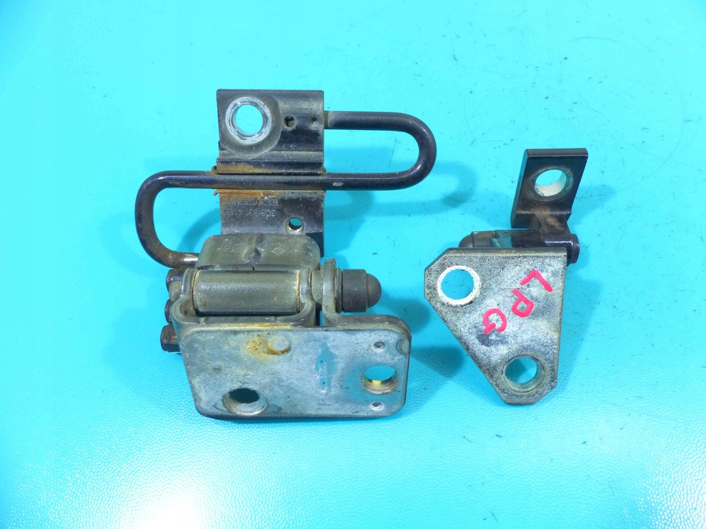 фото №4, Петля дверь перед левый vw passat cc