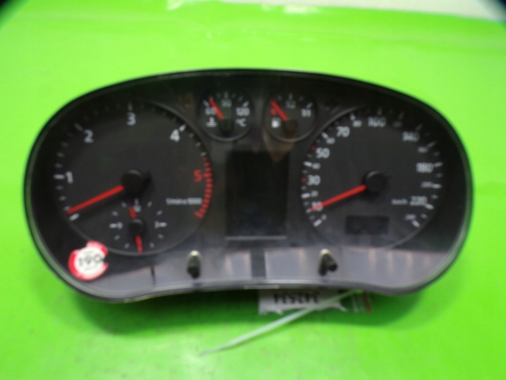 фото №1, Audi a3 8l лічильник прилади спідометр 8l0919880g