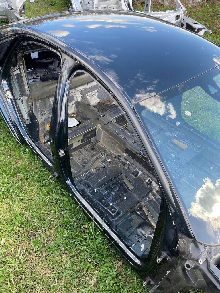 фото №1, Audi a8 d4 4h0 крыша четверть ly9w