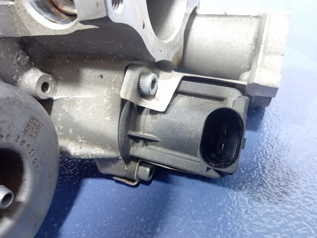 фото №5, Porsche panamera 971 4.0 550km turbo турбонагнетатель правая 0p2145704a