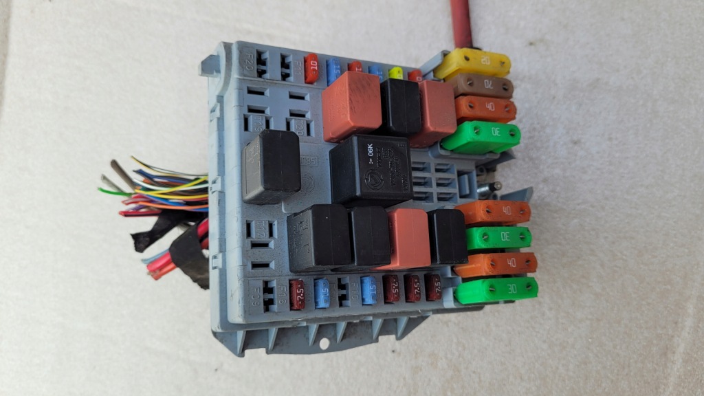 фото №1, Fiat linea 1.4 коробка запобіжників 51799847