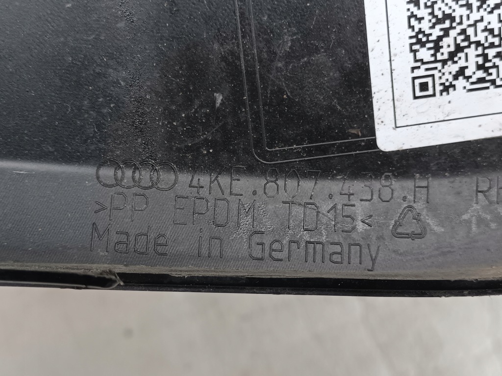 фото №6, Бампер кутик правий передній audi q8 e-tron lift перед 4ke