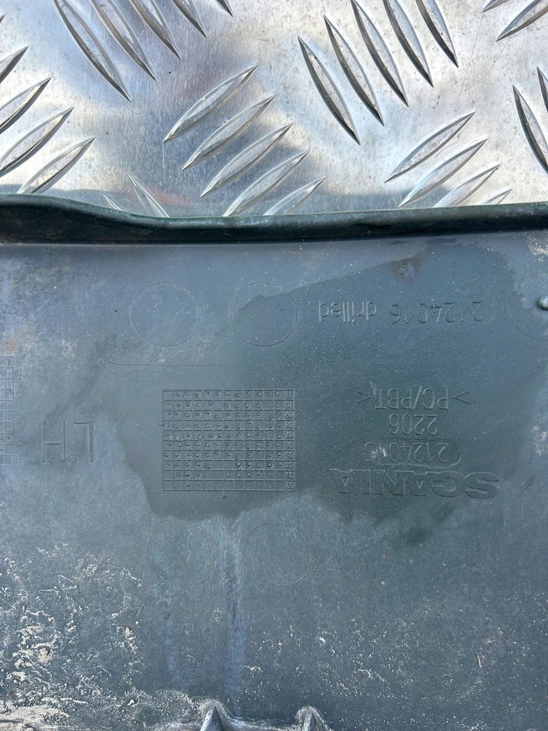 фото №3, Корпус панель фари лампи фара лівий scania r