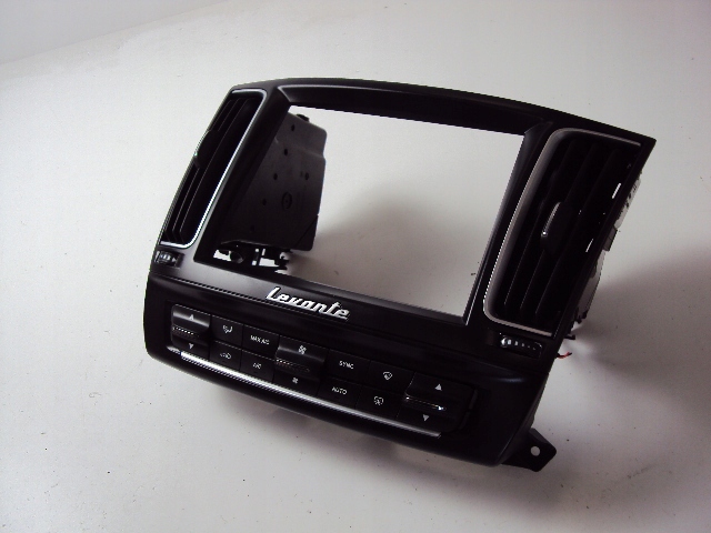 фото №1, Панель кондиціонера рамка maserati levante 2019 rok