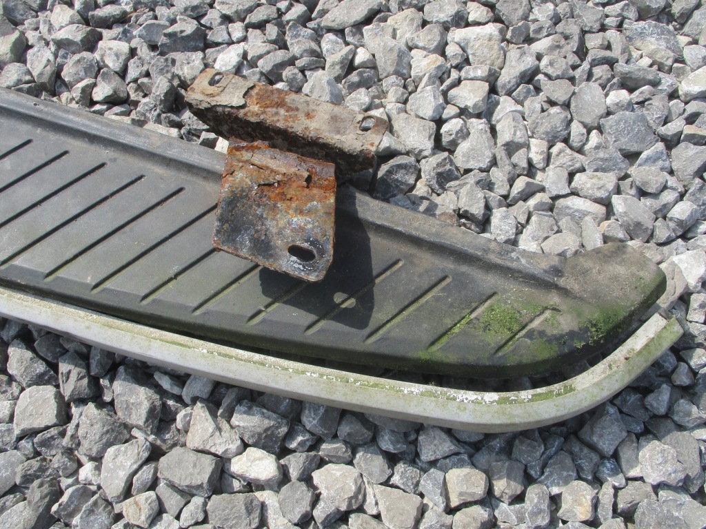 Подножка порог левая range rover sport 1 l320 Доставка