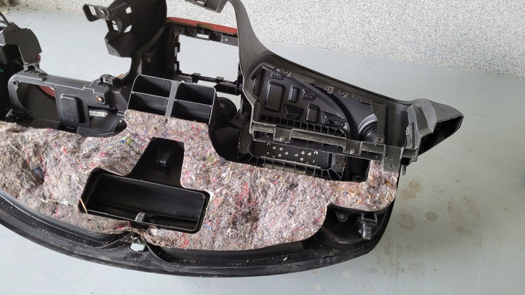 фото №4, Консоль панель приладів панель приладів alfa romeo mito czerwona oryg