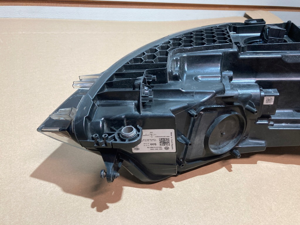 фото №12, Лампа левая передняя vw golf vii lift 5g1