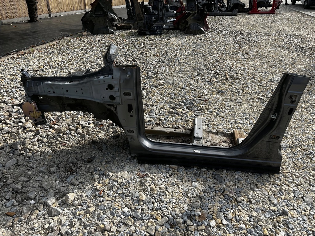 фото №1, Підкрилок чверть лівий перед nissan qashqai iii j12