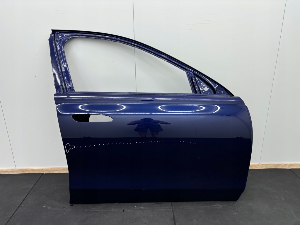 фото №1, Mercedes s-klasa w223 223 дверь передние правое перед