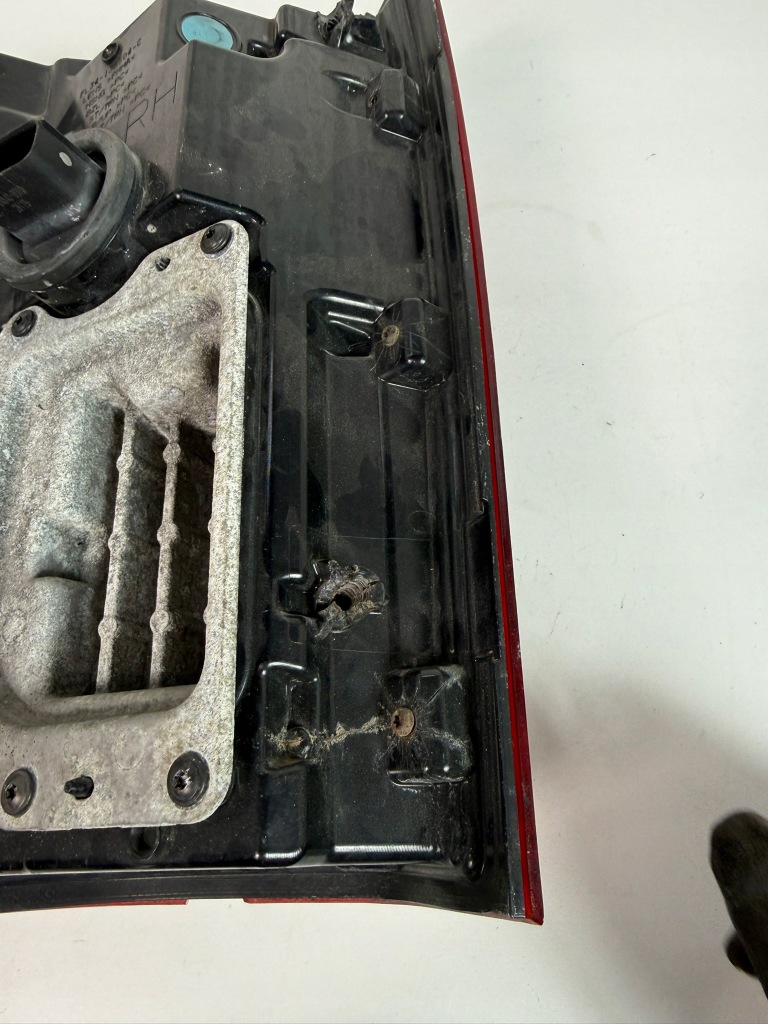 Ford f150 15+ лампа задня права blis fl34-13b504-c Зі Шроту