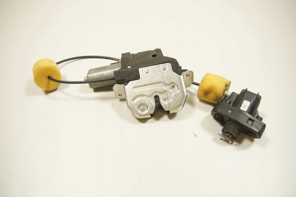 фото №1, Замок кришки задня задній багажника mercedes w221