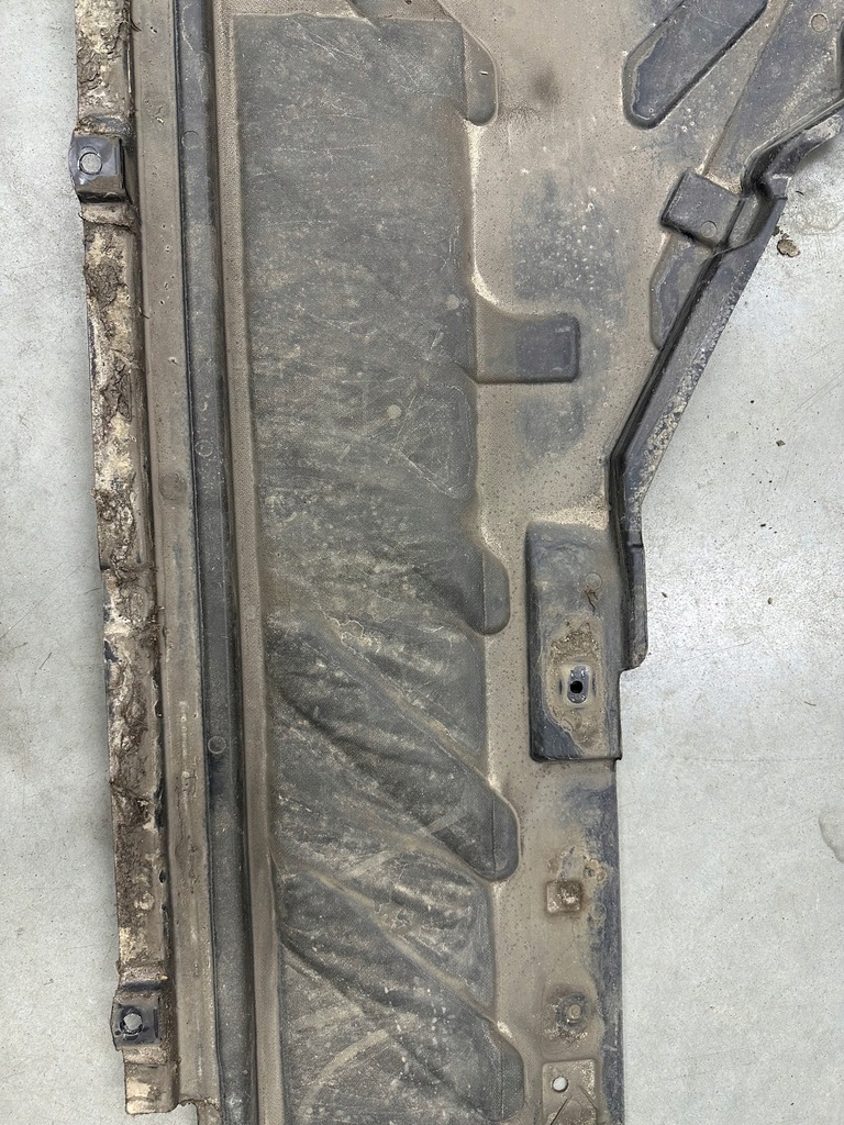 фото №14, Плита защита нижняя mercedes e klasa w213 a2136801509 правая оригинальный номер