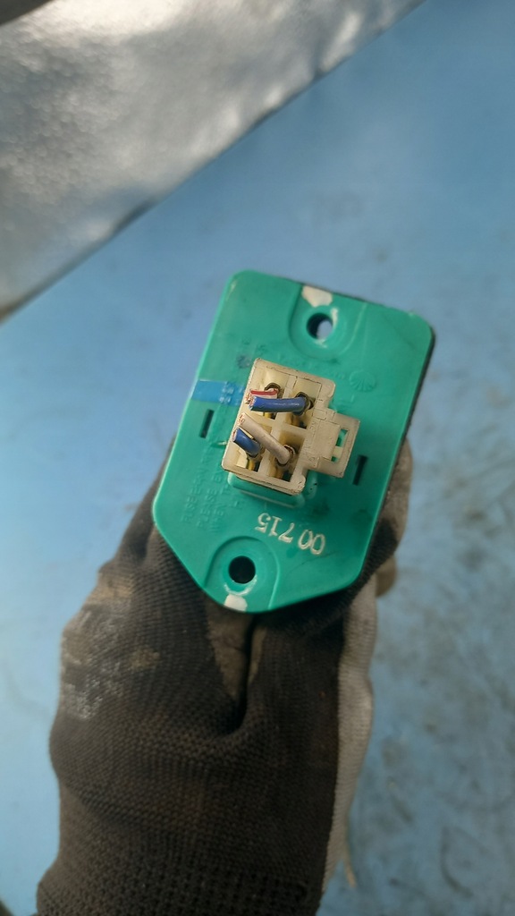 фото №1, Резистор вентилятор daewoo tacuma 00r