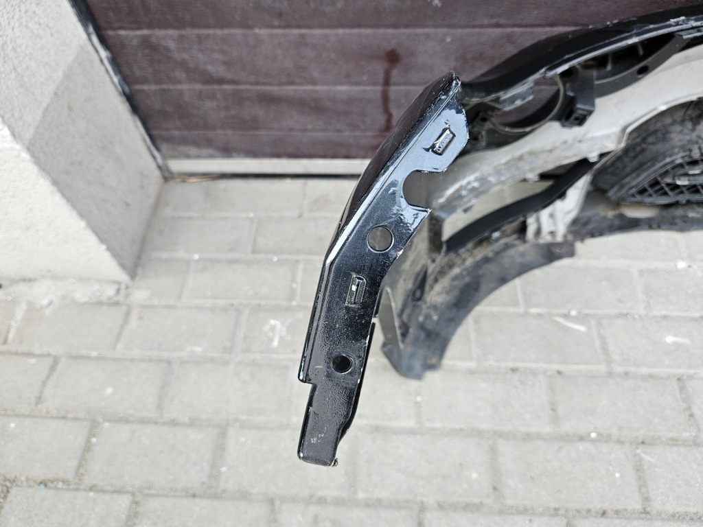 Купити Бампер перед передній bmw x1 e84 рестайлінг  lci 2167580100 + решітки радіатора + решітка оригінал