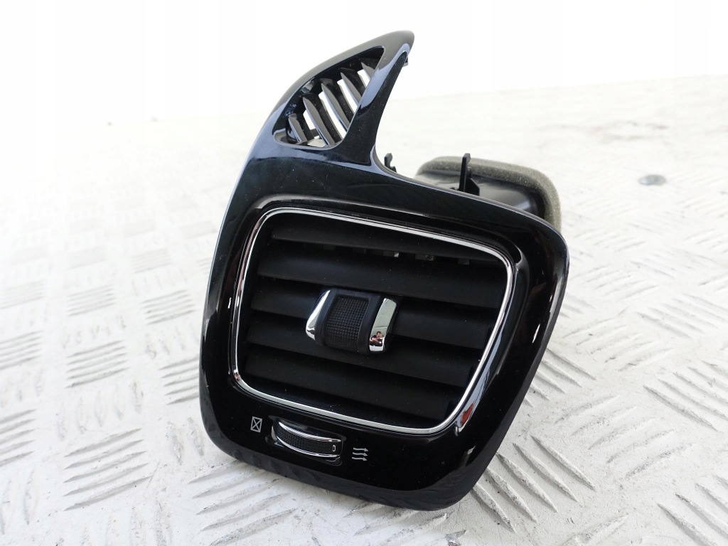 фото №3, Jeep compass ii 17-21 рамка решётка обдув левая