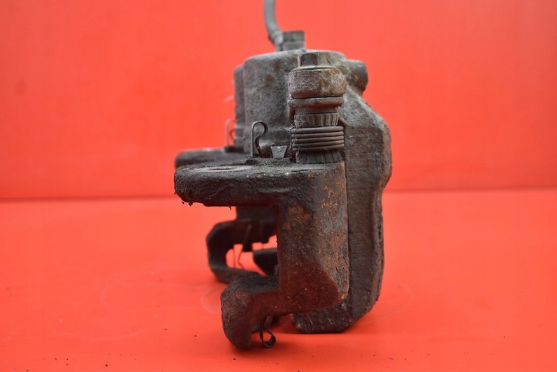 фото №5, Суппорт тормозной правый перед isuzu n35 3.0 tdi 150 km 13r