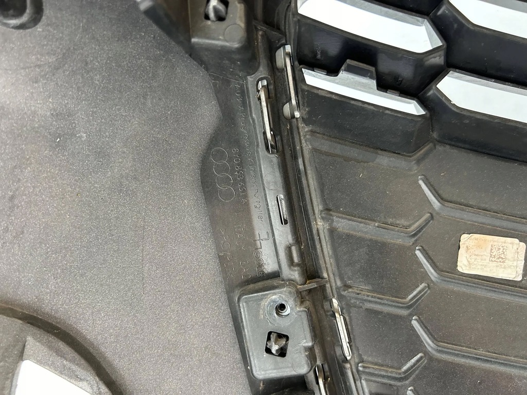 фото №7, Audi a3 8y бампер перед 8y0807437 оригинал