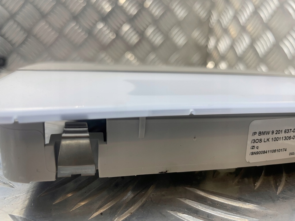 фото №8, Bmw e84 e90 e92 лампа потолочный освещение кабины задняя 9201637 9244134