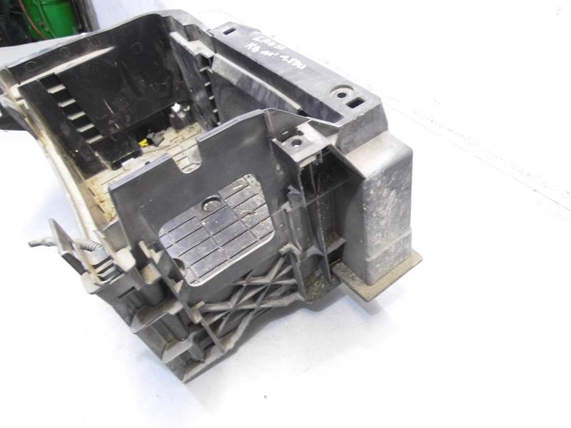 фото №3, Основание аккумулятор renault laguna iii 1.5 dci