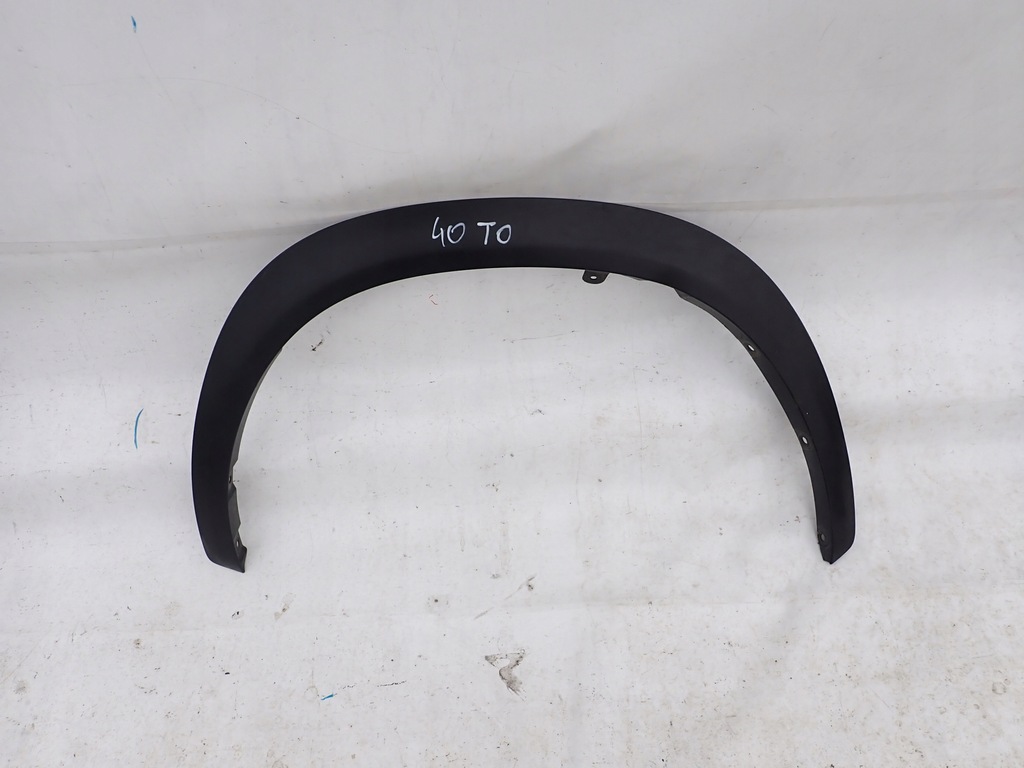 фото №1, Lexus nx 14- молдинг крила права перед