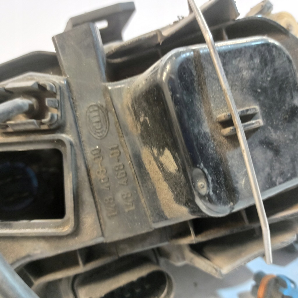 фото №9, Audi a6 c5 лампа правая перед передняя 148468-00 148466-00