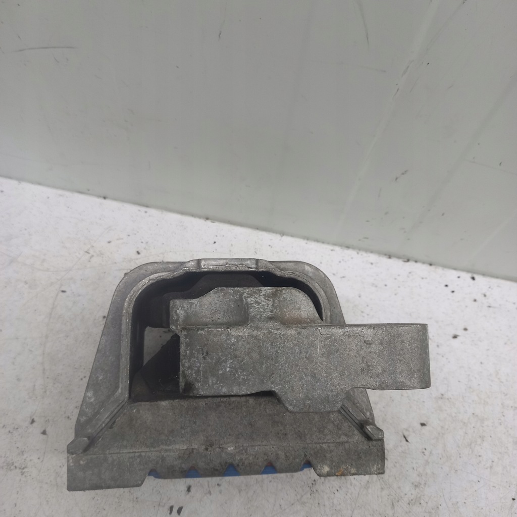 фото №3, Кронштейн двигуна seat leon 2